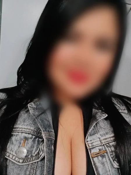 CAMARERA DE DIA ACOMPAÑANTE DE NOCHE escort sexual en Valencia