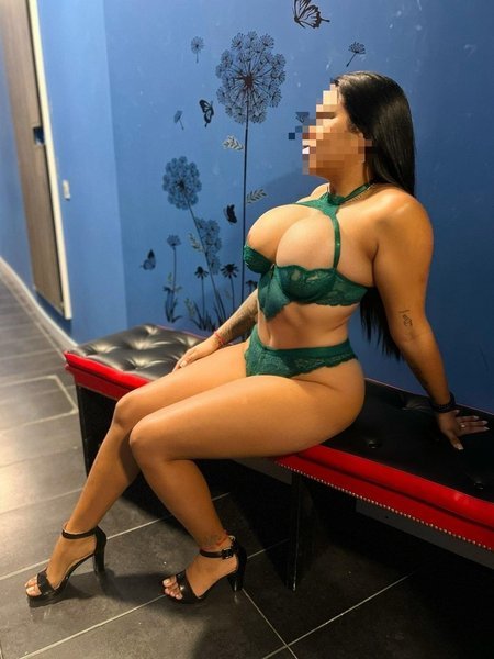 CAROLINA sexy girl in Valencia