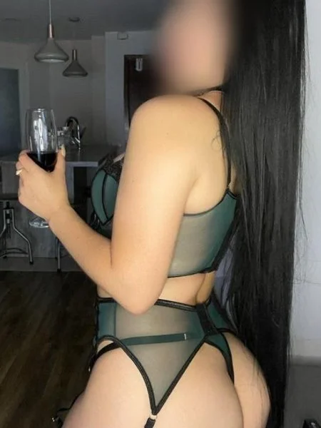 Call girl MUY COMPLETA CON GANAS DE CONOCERTE Y PASARLO DE LUJO in Valencia
