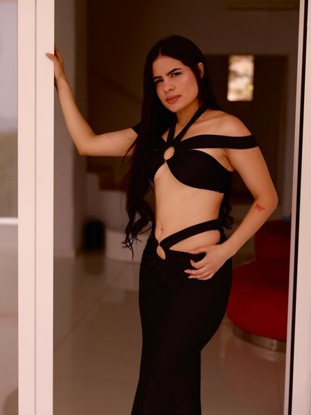 LAURA escort sexual en Valencia