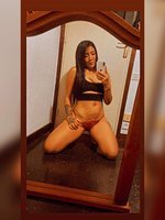 Harlot CAMILA Valencia