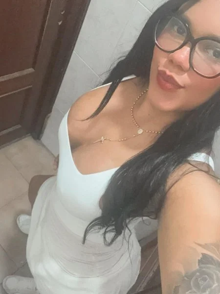 CAROLINA sex escort in Valencia