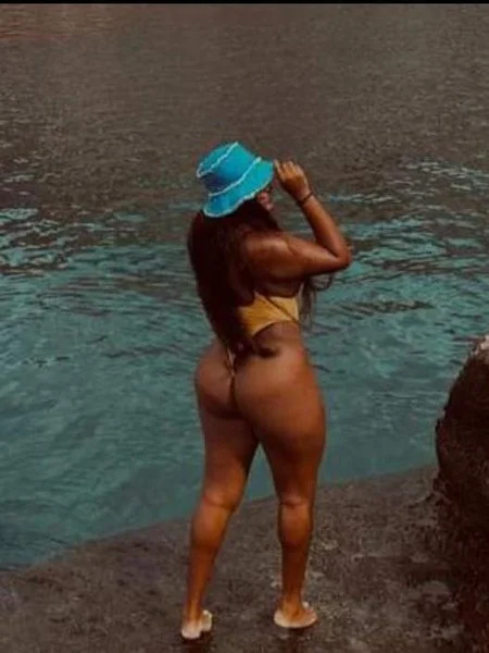 Puta VANESSA JOVENCITA SEXY CON GANAS DE MARCHA en Valencia