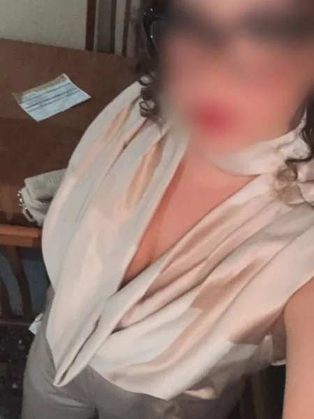 Escorts in Valencia KATY NOVEDAD CAÑERA MI PRIMERA VEZ EN VALENCIA