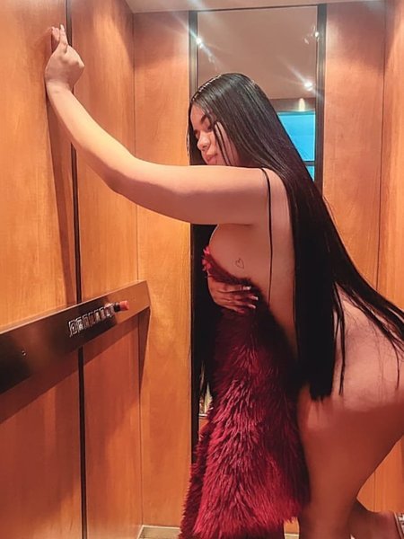 KORAL escort sexual en Valencia