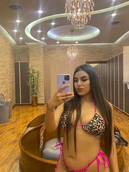 SARA Escorts Outcall Valencia