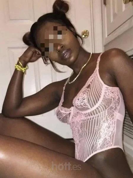 valeria valencia ramera