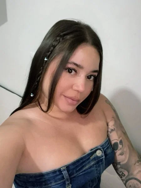 Hooker Maroly Valencia
